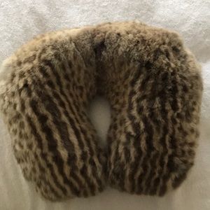 Real fur - Chinese leopard neck pillow